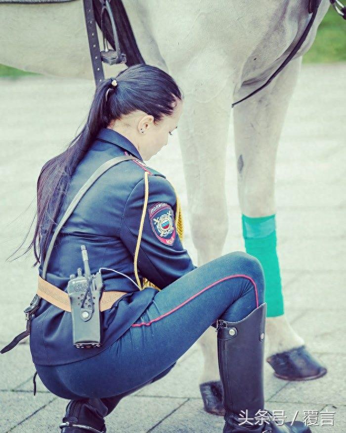 俄罗斯女骑兵美照漏出：感觉像是恋爱了！