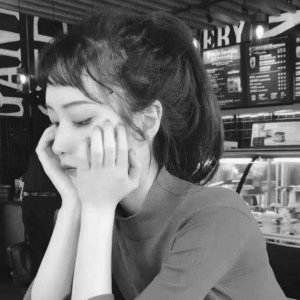 ​微信中高冷又霸气的个性经典句：是你太过平庸，不配做我的英雄