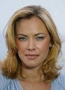 克里斯塔娜·洛肯个人资料写真作品