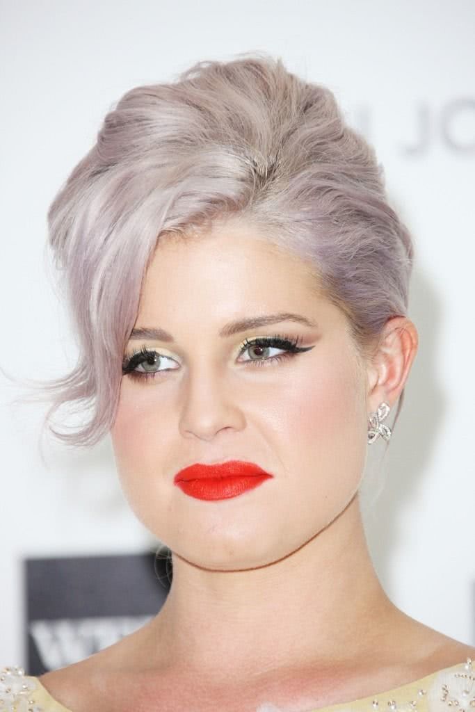 凯莉·奥斯本个人资料写真作品