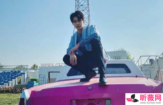 焉栩嘉个人资料介绍 焉栩嘉作品有哪些