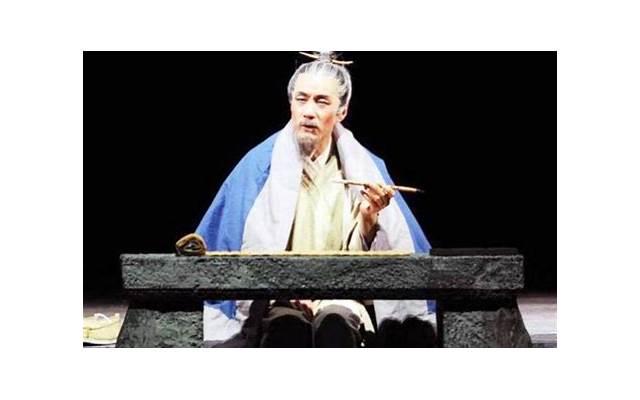 情人节个性签名短语(暖心情侣签名一左一右) 情人节个性签名短语(暖心情侣签名一左一右)