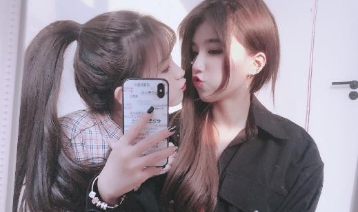 杨清柠的新浪微博（杨清柠两个微博号更新自己的美照）