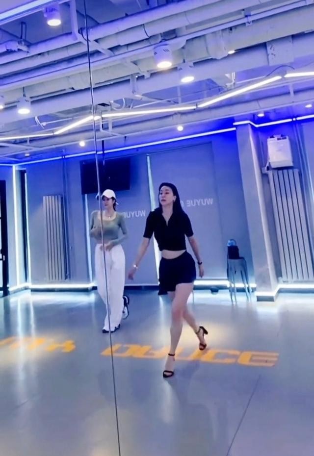 姚芊羽男朋友是谁（国民媳妇姚芊羽晒跳舞视频）