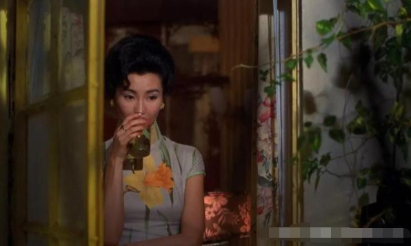 香港十大天然美女排行榜： 60后的邱淑贞最让人印象深刻