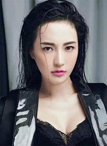 ​“优雅女神”孙晶晶